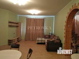 Дом 140м&sup2;, 2-этажный, на длительный срок, 