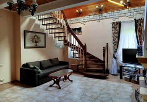 Дом 168м², 2-этажный, на длительный срок, 