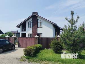 Коттедж 250м², 3-этажный, на длительный срок, 