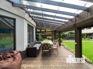 Дом 450м&sup2;, 2-этажный, посуточно, 