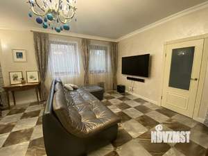 Коттедж 330м², 4-этажный, на длительный срок, 