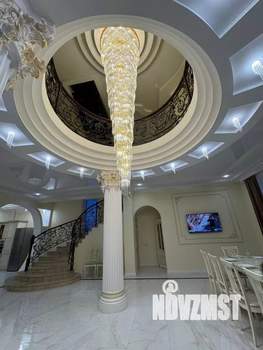 Дом 550м&sup2;, 2-этажный, посуточно, 