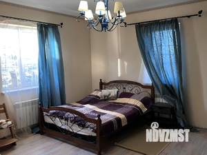 Дом 310м², 3-этажный, на длительный срок, 