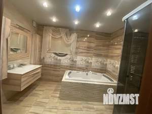 Дом 400м&sup2;, 2-этажный, посуточно, 