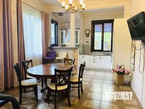 Дом 180м², 2-этажный, на длительный срок, 