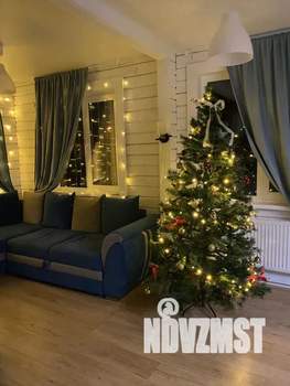 Дом 220м&sup2;, 2-этажный, посуточно, 