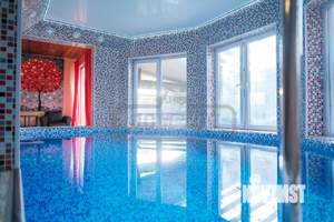 Дом 450м², 2-этажный, посуточно, 