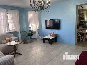 Дом 310м&sup2;, 3-этажный, посуточно, 