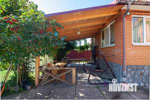 Коттедж 270м², 2-этажный, на длительный срок, 