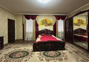 Дача 320м², 2-этажный, участок 15 сот.  