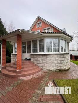 Дом 254м&sup2;, 2-этажный, участок 19 сот.  