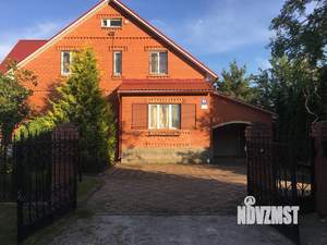 Дом 180м², 2-этажный, участок 25 сот.  