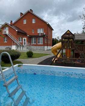 Дом 378м&sup2;, 3-этажный, участок 16 сот.  