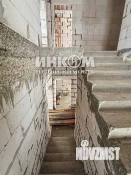 Дом 166м&sup2;, 2-этажный, участок 8 сот.  