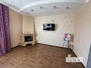 Дом 250м², 2-этажный, участок 11 сот.  