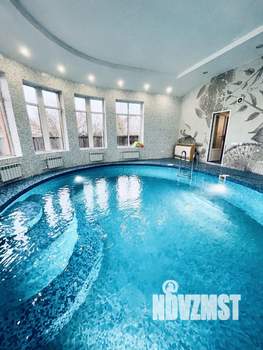 Дом 570м², 3-этажный, участок 22 сот.  