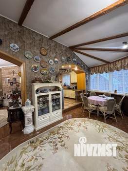 Дом 254м&sup2;, 2-этажный, участок 19 сот.  