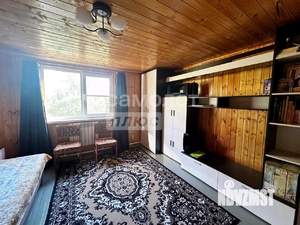 Дом 100м&sup2;, 2-этажный, участок 15 сот.  