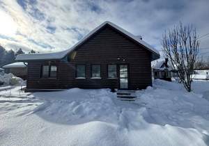 Дом 143м&sup2;, 2-этажный, участок 6 сот.  