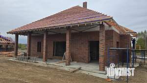 Дом 200м&sup2;, 2-этажный, участок 10 сот.  