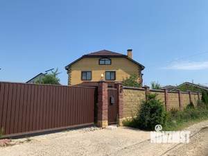 Дом 343м&sup2;, 3-этажный, участок 9 сот.  