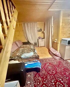 Дом 40м², 2-этажный, участок 9 сот.  