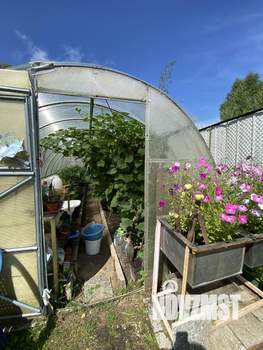 Дом 217м&sup2;, 3-этажный, участок 15 сот.  