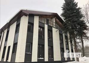 Дом 152м&sup2;, 3-этажный, участок 2 сот.  