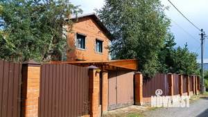 Дача 250м², 2-этажный, участок 10 сот.  