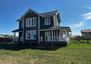 Дом 130м&sup2;, 2-этажный, участок 9 сот.  