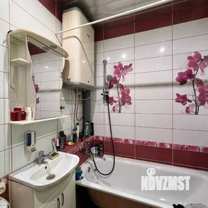 Дом 95м&sup2;, 2-этажный, участок 8 сот.  