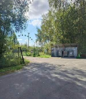 Дом 30м&sup2;, 2-этажный, участок 6 сот.  