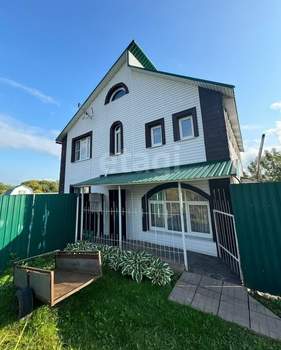 Дом 170м², 2-этажный, участок 11 сот.  