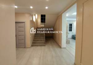 Дом 170м², 2-этажный, участок 10 сот.  