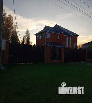 Дом 322м², 3-этажный, участок 15 сот.  
