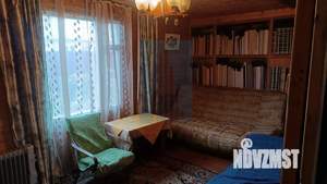 Дом 49м&sup2;, 2-этажный, участок 4 сот.  