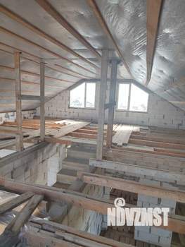 Дом 180м², 2-этажный, участок 10 сот.  
