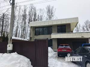 Дом 300м&sup2;, 2-этажный, участок 15 сот.  