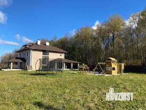 Дом 282м&sup2;, 3-этажный, участок 14 сот.  