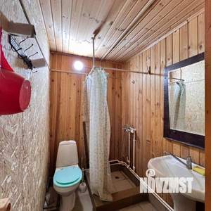 Дом 65м&sup2;, 2-этажный, участок 8 сот.  