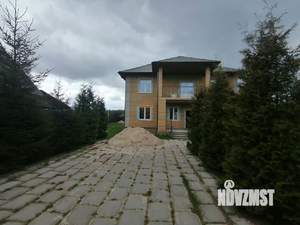 Дом 289м², 2-этажный, участок 16 сот.  
