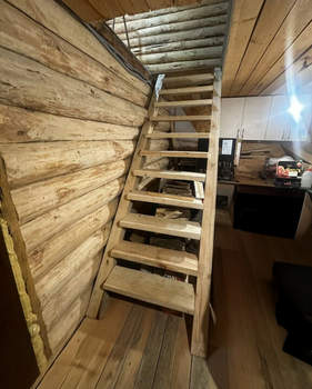 Дом 100м&sup2;, 2-этажный, участок 7 сот.  