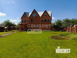 Дом 273м&sup2;, 3-этажный, участок 13 сот.  