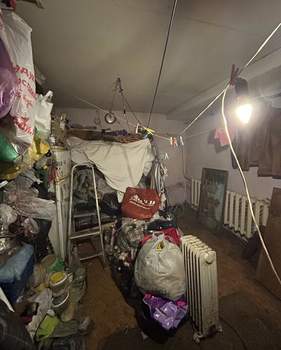 Дом 40м&sup2;, 2-этажный, участок 4 сот.  