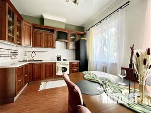 Дом 328м², 2-этажный, участок 11 сот.  