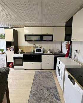 Дом 81м&sup2;, 2-этажный, участок 8 сот.  