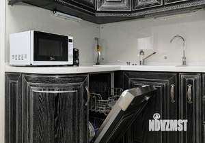 Дом 262м&sup2;, 3-этажный, участок 28 сот.  