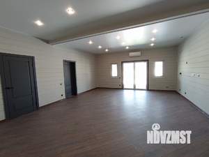 Дом 185м&sup2;, 1-этажный, участок 8 сот.  