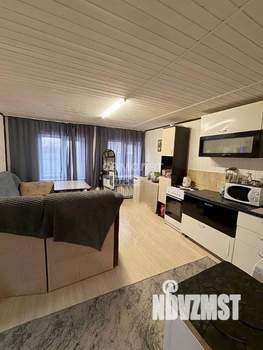 Дом 81м&sup2;, 2-этажный, участок 8 сот.  