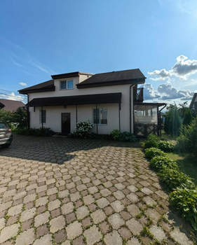 Дом 200м&sup2;, 2-этажный, участок 9 сот.  